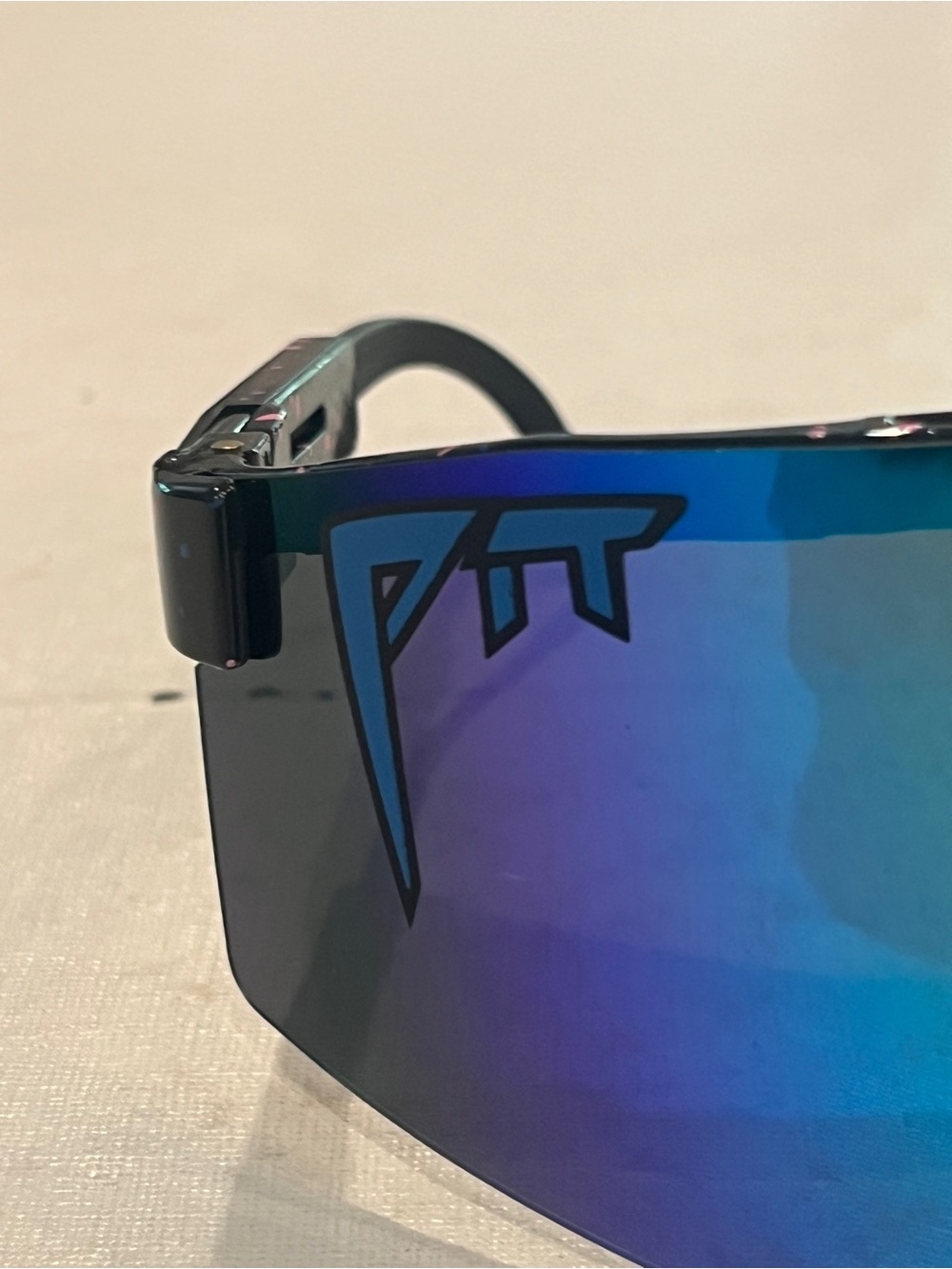 Vintage style Pit Viper blue mirrored sunglasses. So retro! - Picture 2 of 5
